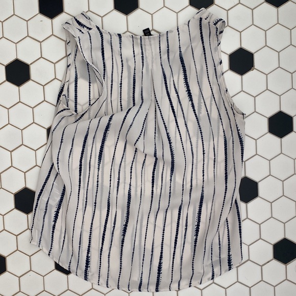 BANANA REPUBLIC | TANK - Picture 3 of 3